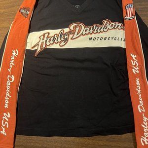 Women's Long sleeve Harley Davidson black heavy V neck shirt